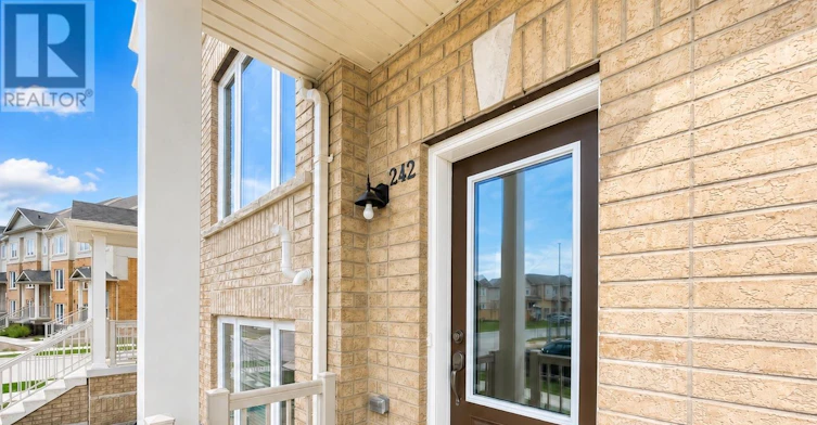 60-242 Law Drive, Guelph, ON, N1E 0H5 - 2