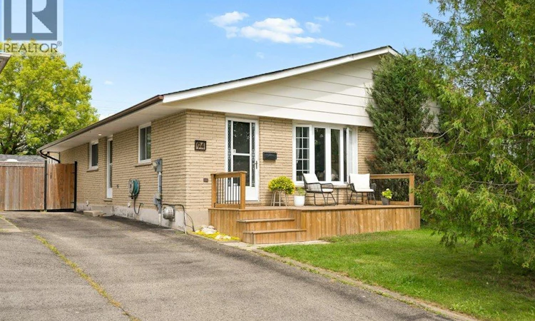 94 Monteagle Crescent