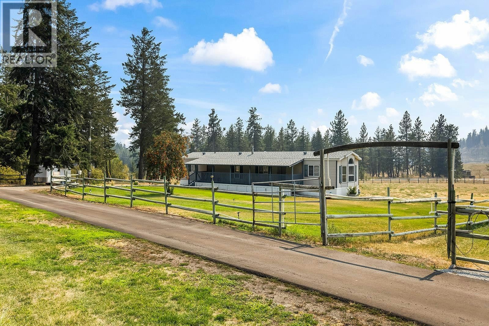 5090 Mackinnon Road, Peachland, BC, V0H 1X0 - 12