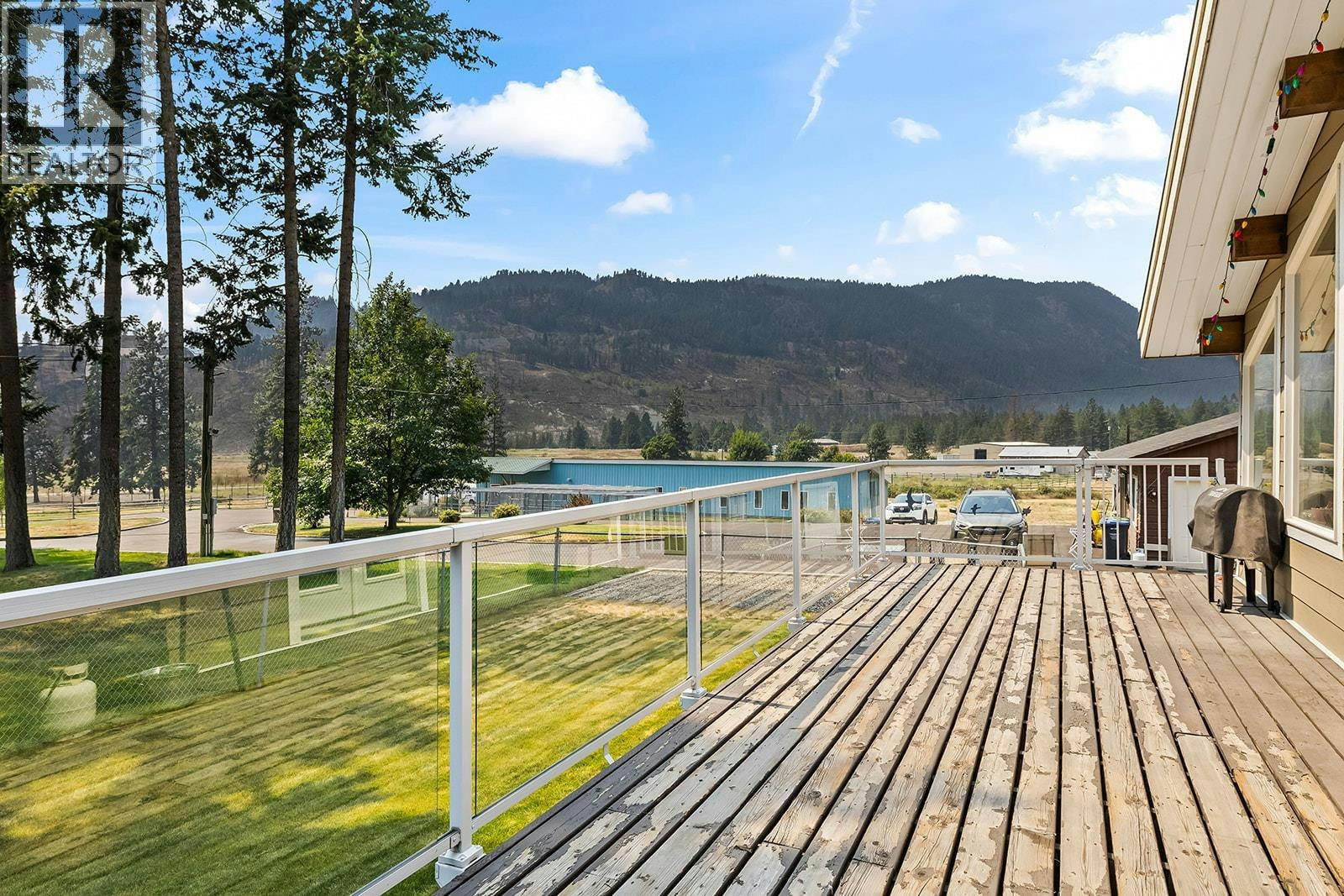 5090 Mackinnon Road, Peachland, BC, V0H 1X0 - 30