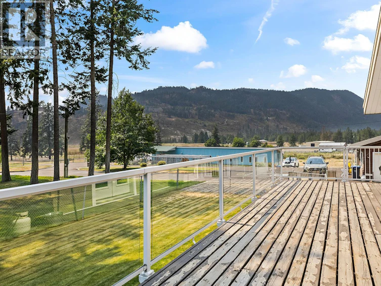 5090 Mackinnon Road, Peachland, BC, V0H 1X0 - 30