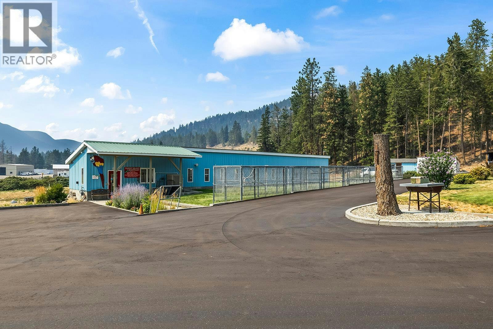 5090 Mackinnon Road, Peachland, BC, V0H 1X0 - 15