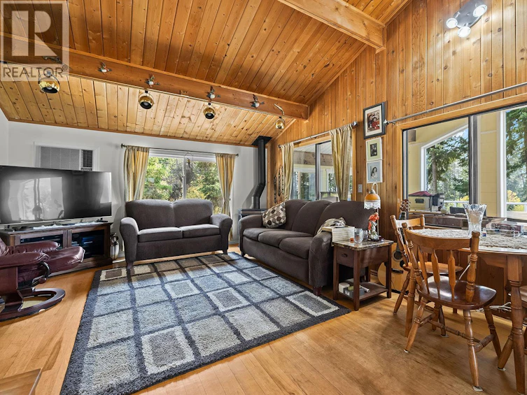 5090 Mackinnon Road, Peachland, BC, V0H 1X0 - 42