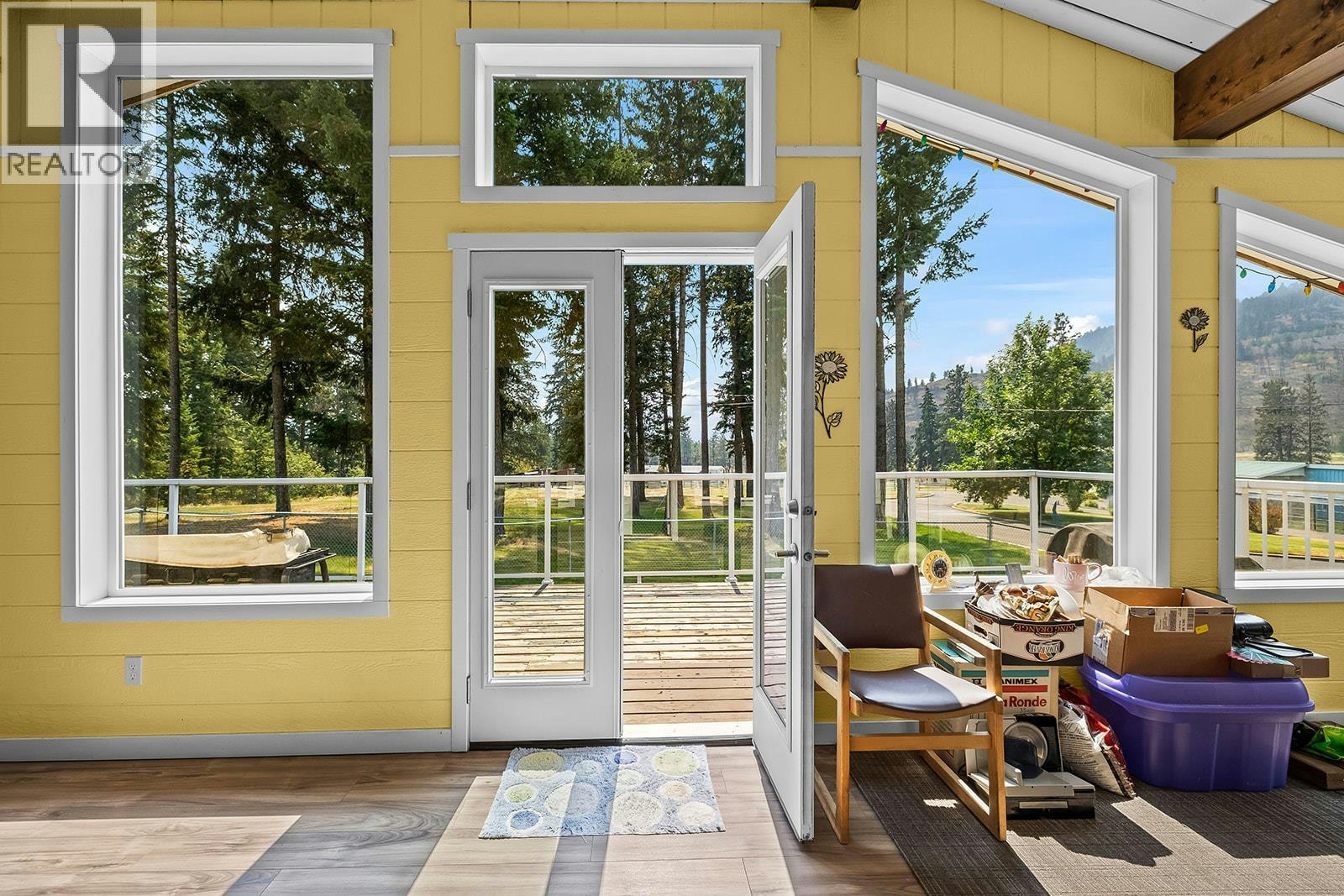 5090 Mackinnon Road, Peachland, BC, V0H 1X0 - 31