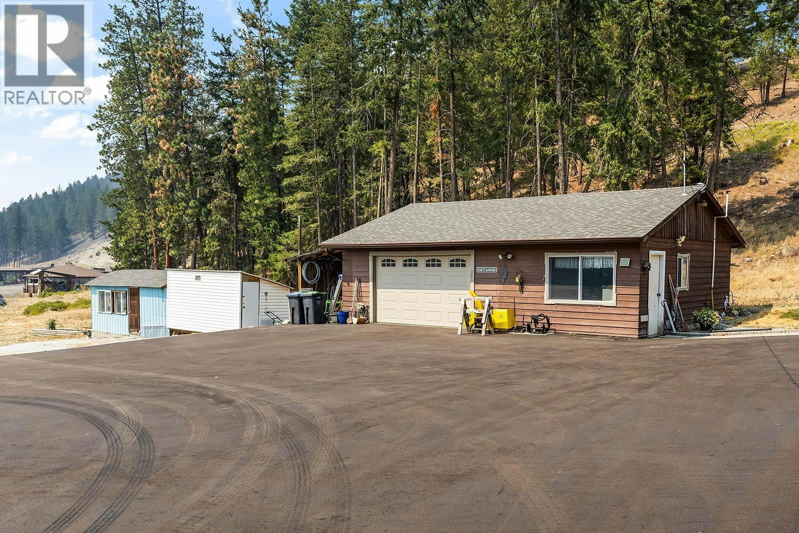 5090 Mackinnon Road, Peachland, BC, V0H 1X0 - 6