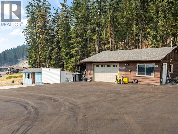 5090 Mackinnon Road, Peachland, BC, V0H 1X0 - 6