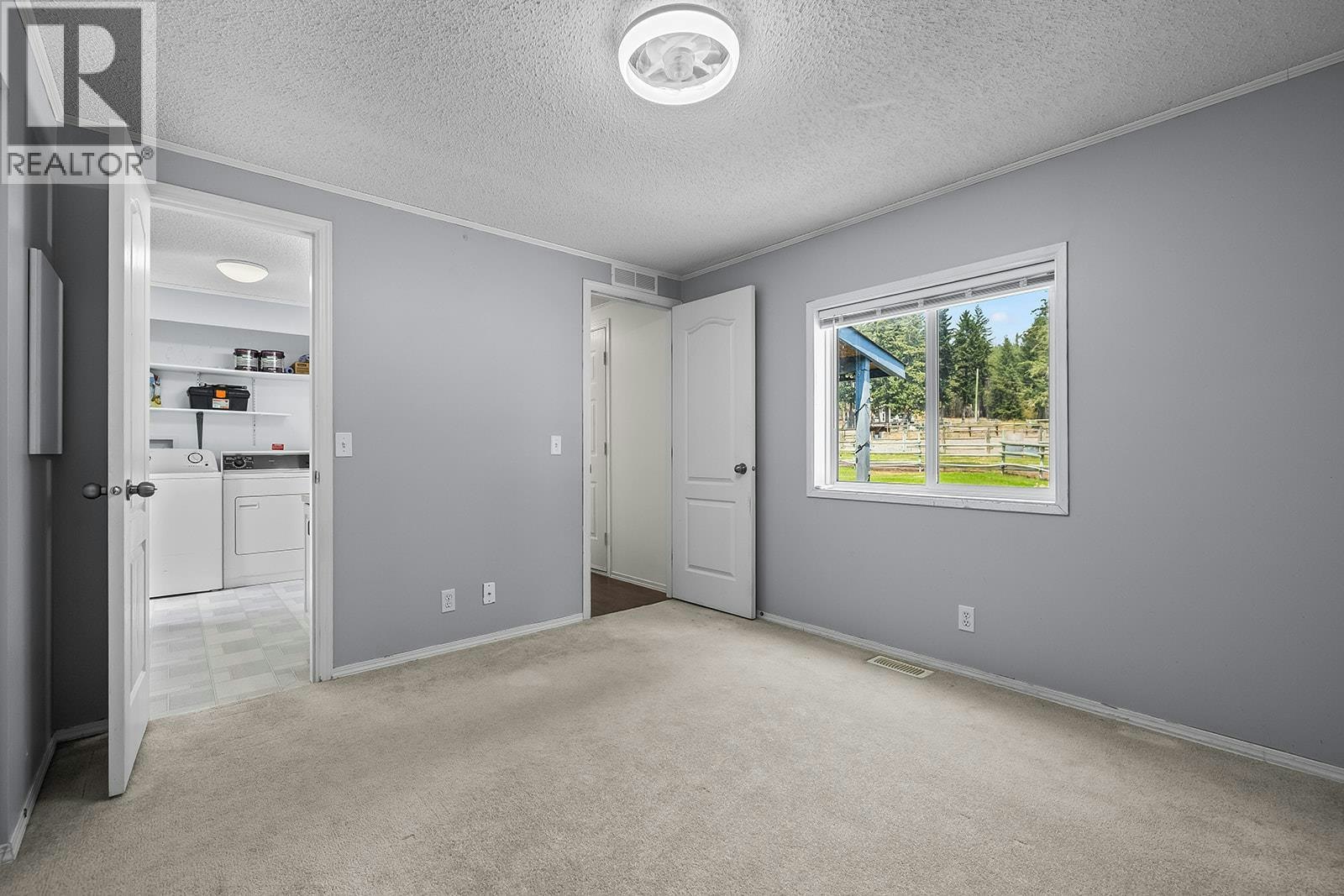 5090 Mackinnon Road, Peachland, BC, V0H 1X0 - 60