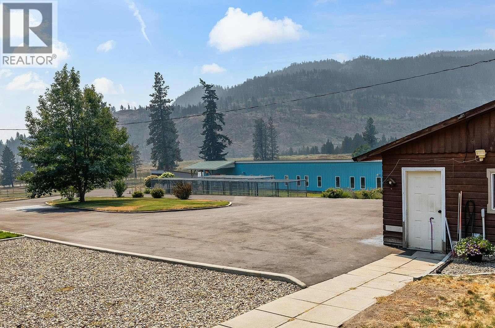 5090 Mackinnon Road, Peachland, BC, V0H 1X0 - 7