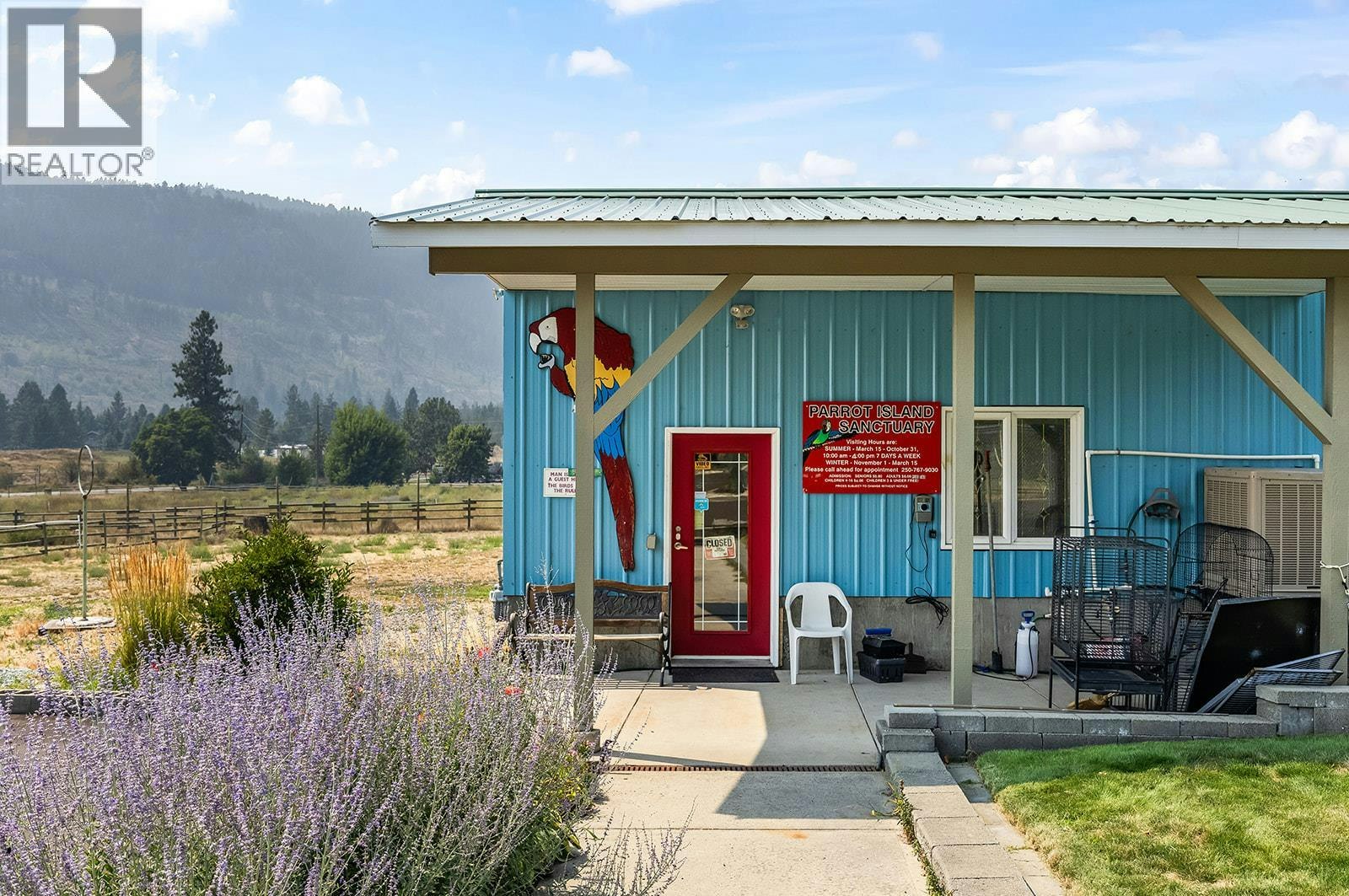 5090 Mackinnon Road, Peachland, BC, V0H 1X0 - 9