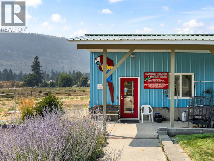 5090 Mackinnon Road, Peachland, BC, V0H 1X0 - 9