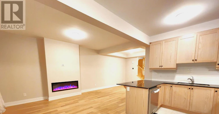 658 Fenwick Way, Manotick, ON, K2J 7E6 - 9