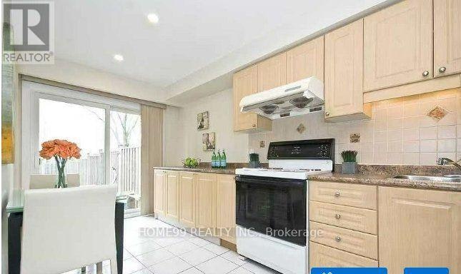 A SECOND FLOOR-81 Hawkshead Crescent, Toronto, ON, M1W 2Z4 - 2