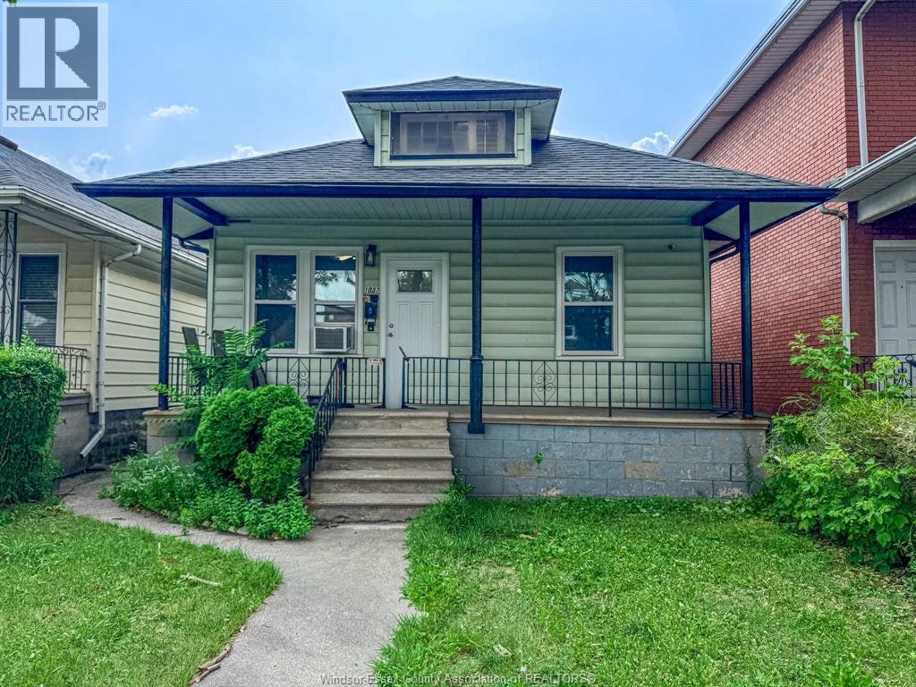 1037 Howard Avenue, Windsor, ON, N9A 1S6