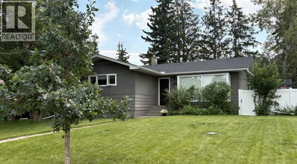 5327 17 Avenue SW, Calgary, AB, T3E 0E8
