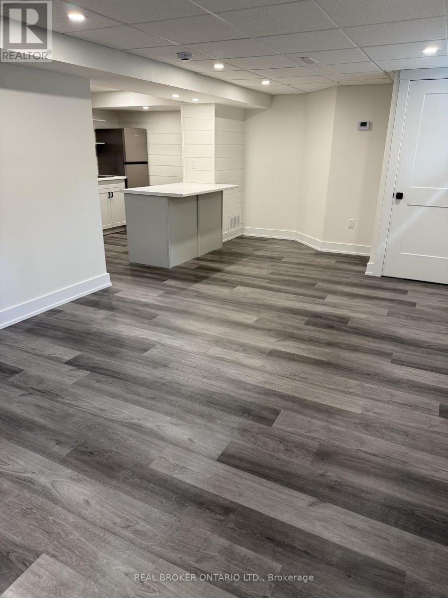 BASEMENT-110 Melrose Avenue, Barrie, ON, L4M 2B3 - 3