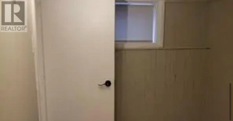 STUDIO-183 Belgravia Avenue, Toronto, ON, M6E 2M6 - 6