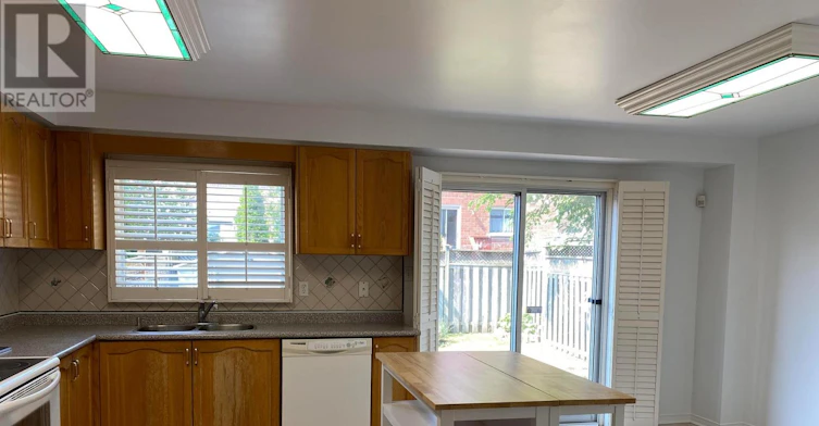 3116 Wheatstone Avenue, Mississauga, ON, L5B 4J5 - 5