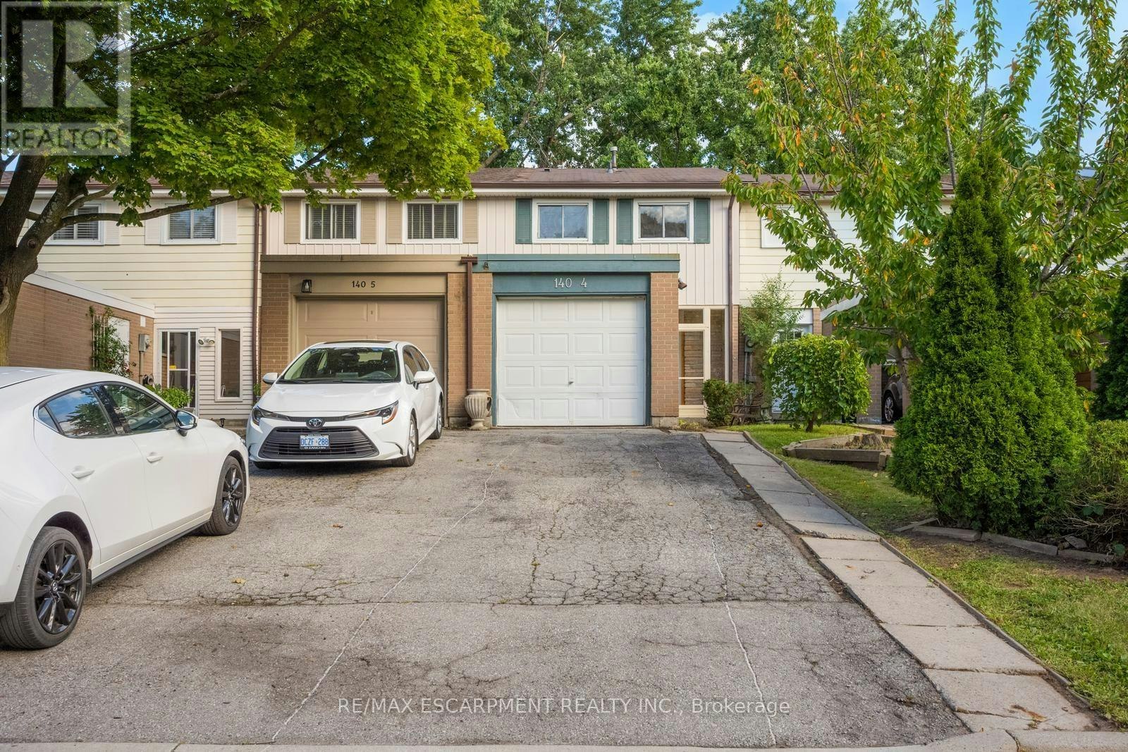 4-140 Ripley Court, Oakville, ON, L6H 1H1