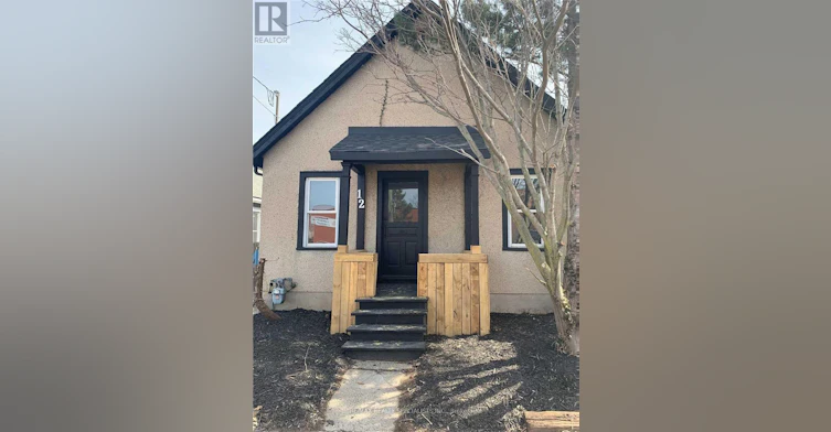 12 Page Street, St. Catharines, ON, L2R 4A3
