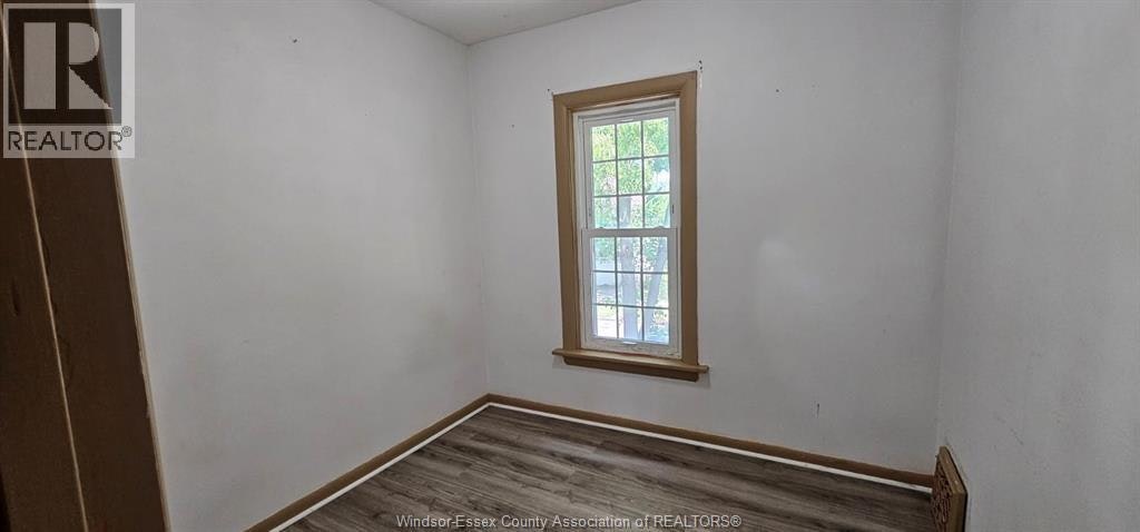 UPPER-693 Bruce Avenue, Windsor, ON, N9A 4X3 - 10