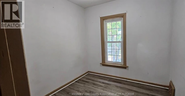 UPPER-693 Bruce Avenue, Windsor, ON, N9A 4X3 - 10