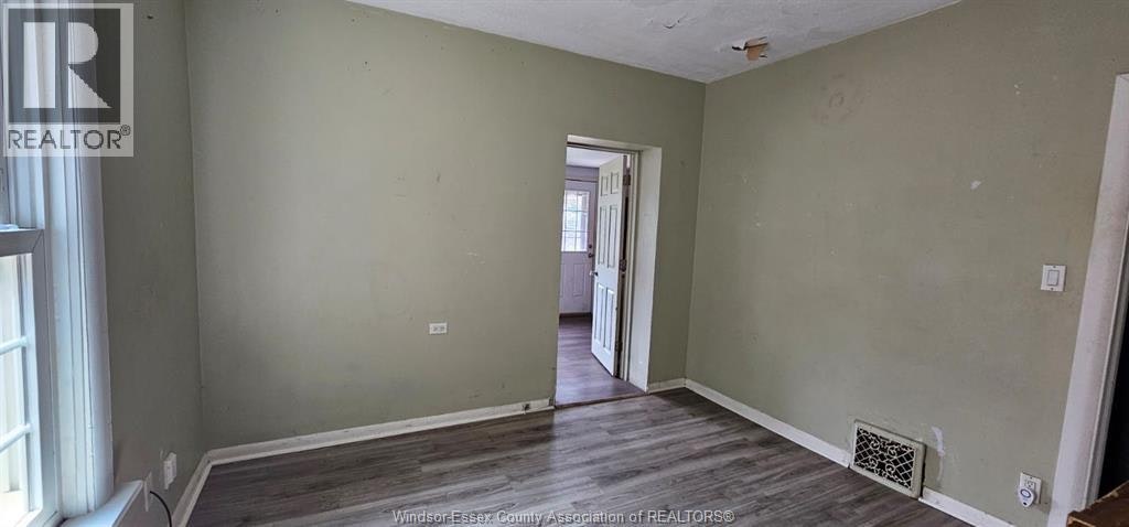 UPPER-693 Bruce Avenue, Windsor, ON, N9A 4X3 - 7
