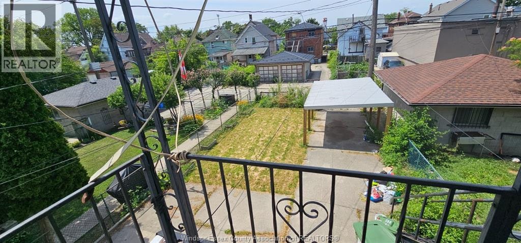 UPPER-693 Bruce Avenue, Windsor, ON, N9A 4X3 - 5