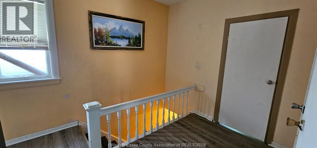 UPPER-693 Bruce Avenue, Windsor, ON, N9A 4X3 - 8