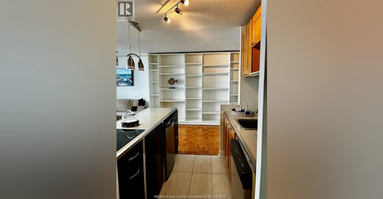 1412-111 Riverside Drive East, Windsor, ON, N9A 2S6 - 16