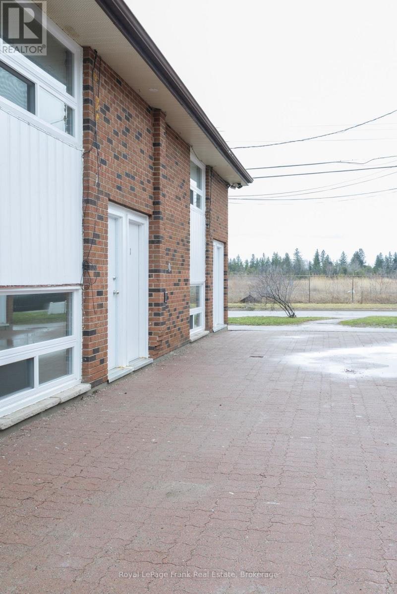 6-84 Mary Street W, Kawartha Lakes, ON, K9V 5G3