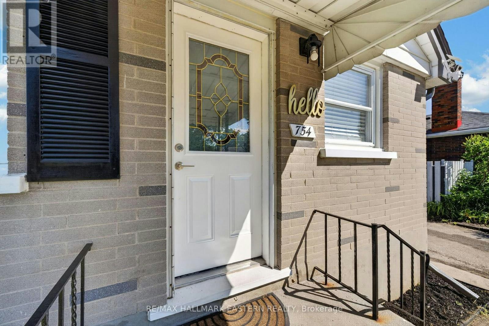754 Crawford Place - 4
