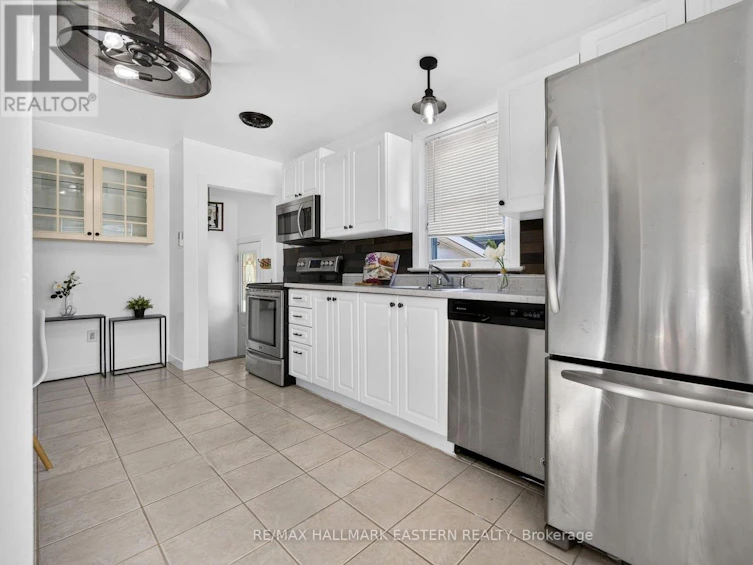 754 Crawford Place, Peterborough, ON, K9J 3X3 - 11