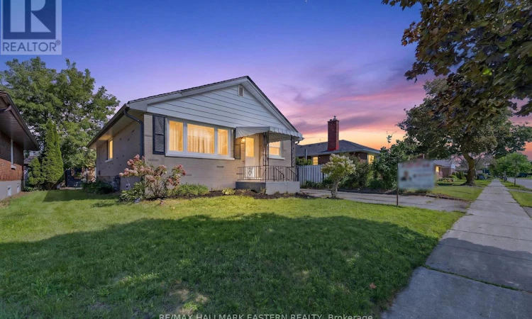 754 Crawford Place