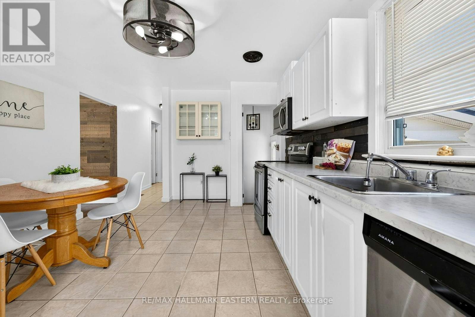 754 Crawford Place, Peterborough, ON, K9J 3X3 - 12
