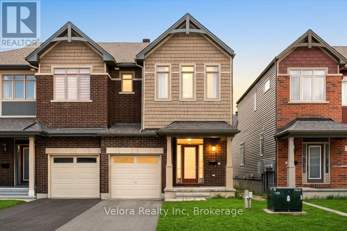 125 Overberg Way, Ottawa, ON, K2S 0V9