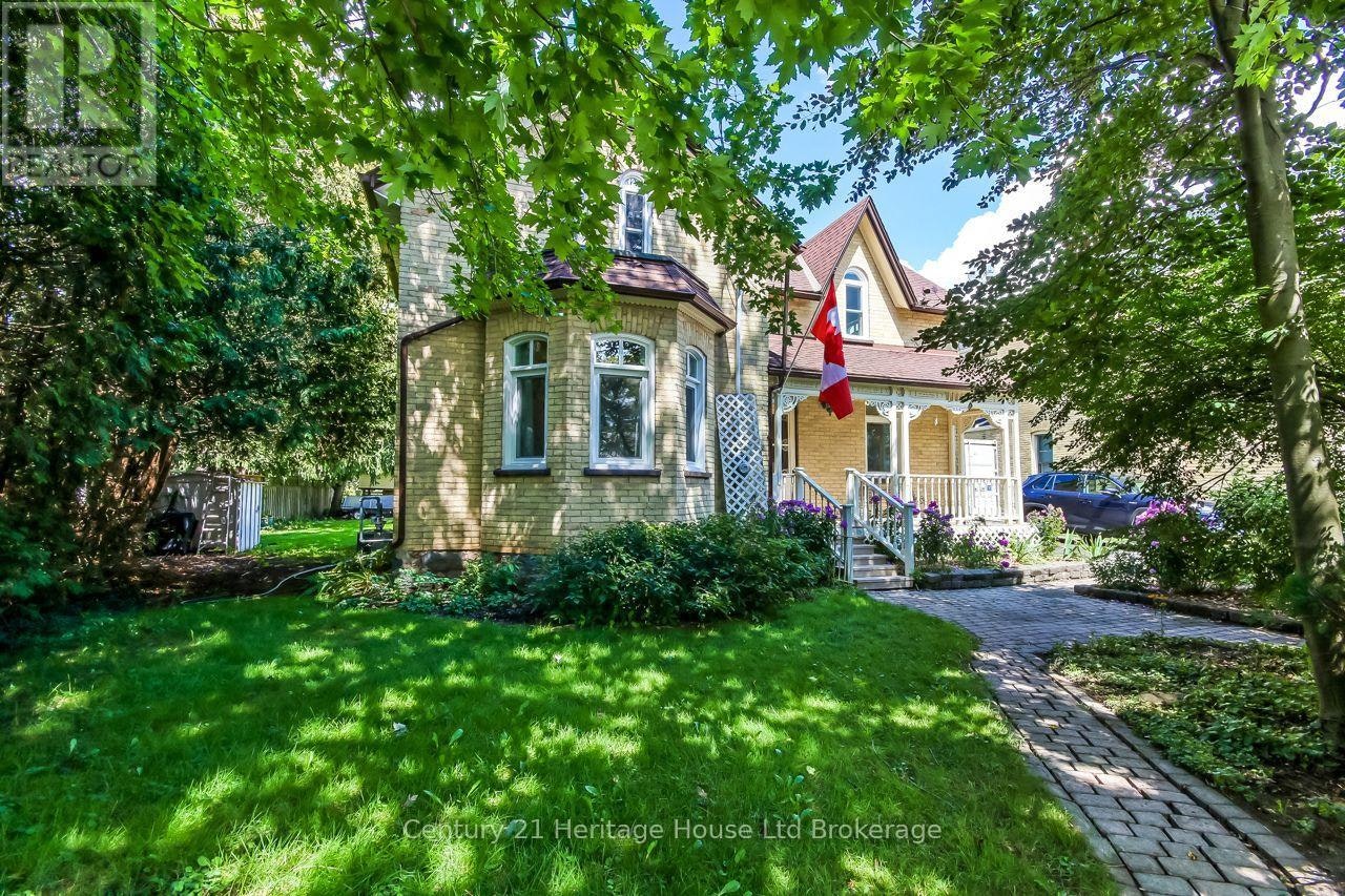 166 Dundas Street W, Kintore, ON, N0M 2M0