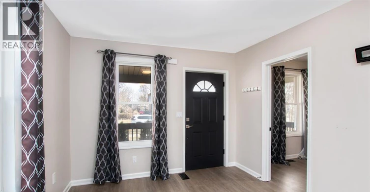 1015 Westminster Boulevard, Windsor, ON, N8S 2C2 - 4