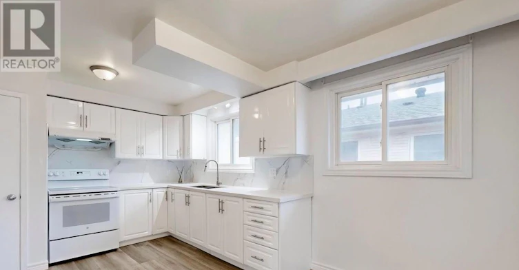 37 Warfield Dr Drive, Toronto, ON, M2J 3S4 - 2