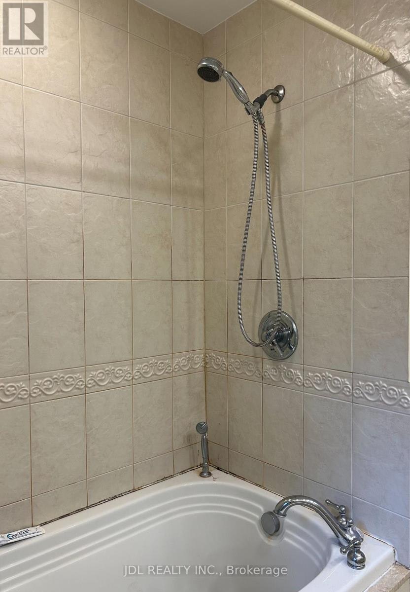 A 2ND FLOOR-3 Butterfield Dr Drive, Toronto, ON, M3A 2L9 - 7