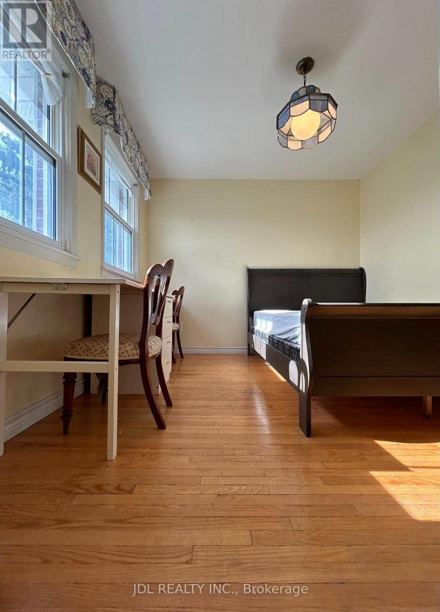 A 2ND FLOOR-3 Butterfield Dr Drive, Toronto, ON, M3A 2L9 - 3