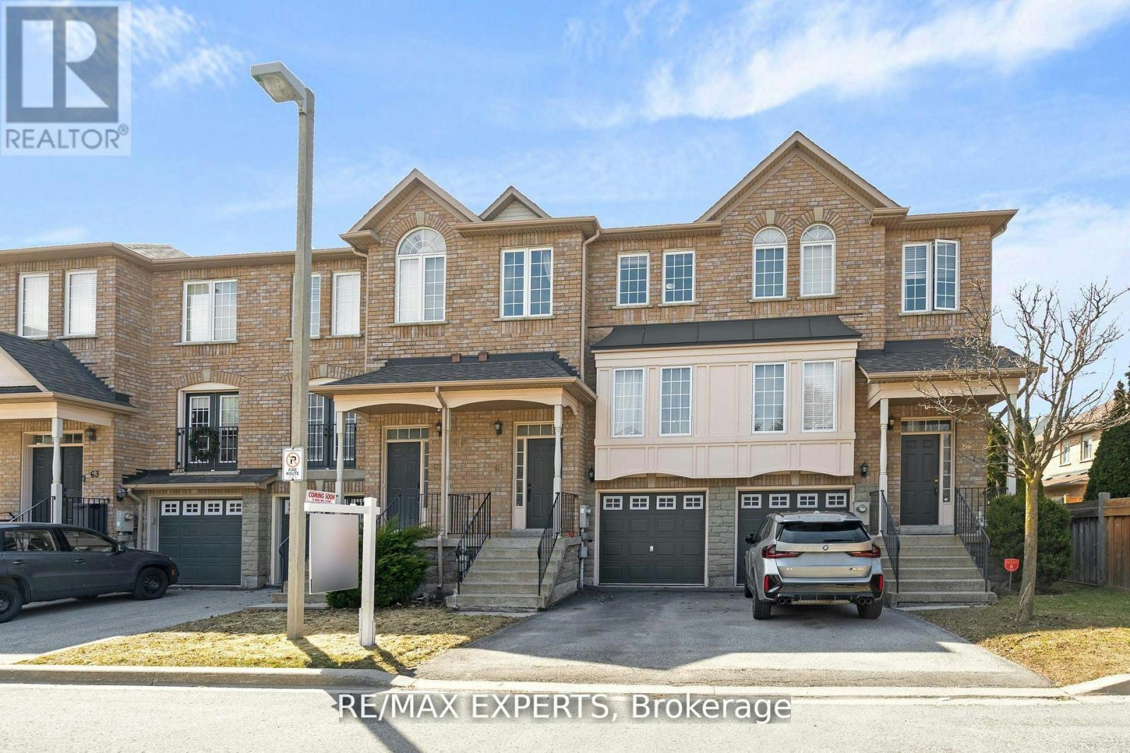 61-19 Foxchase Avenue, Vaughan, ON, L4L 9N1