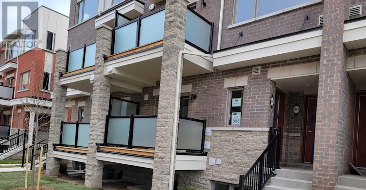 6-240 Lagerfeld Drive, Brampton, ON, L7A 5G9