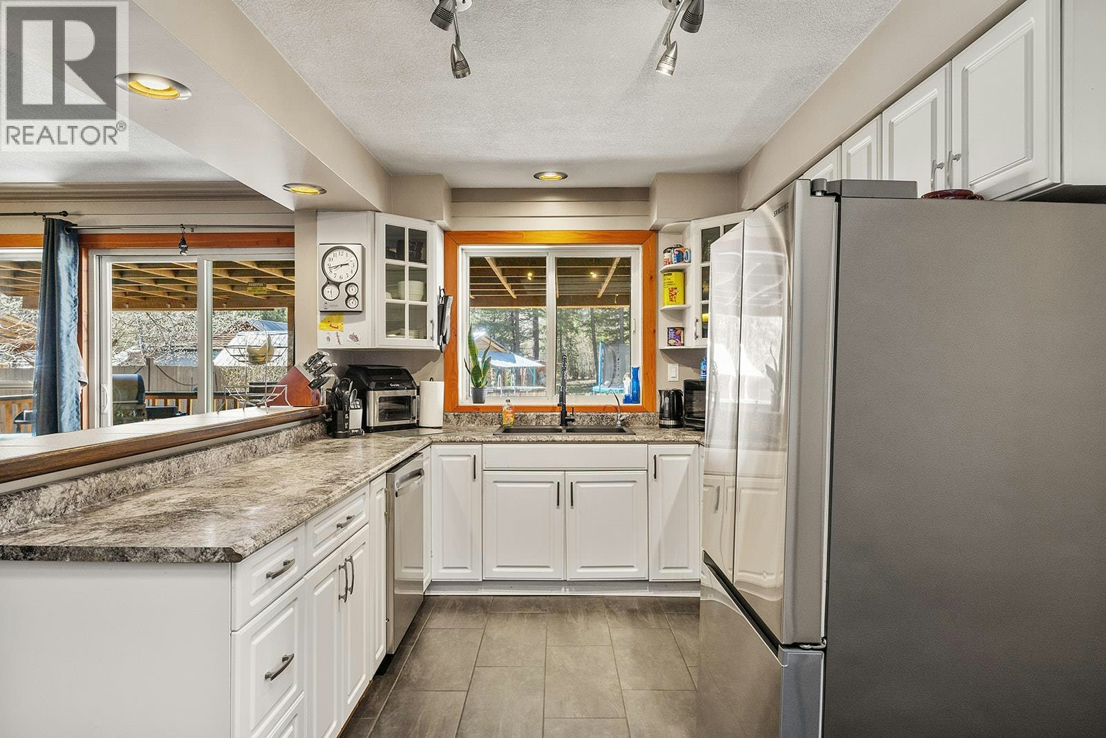 5835 3rd Street, Beaverdell, BC, V0H 1A0 - 33