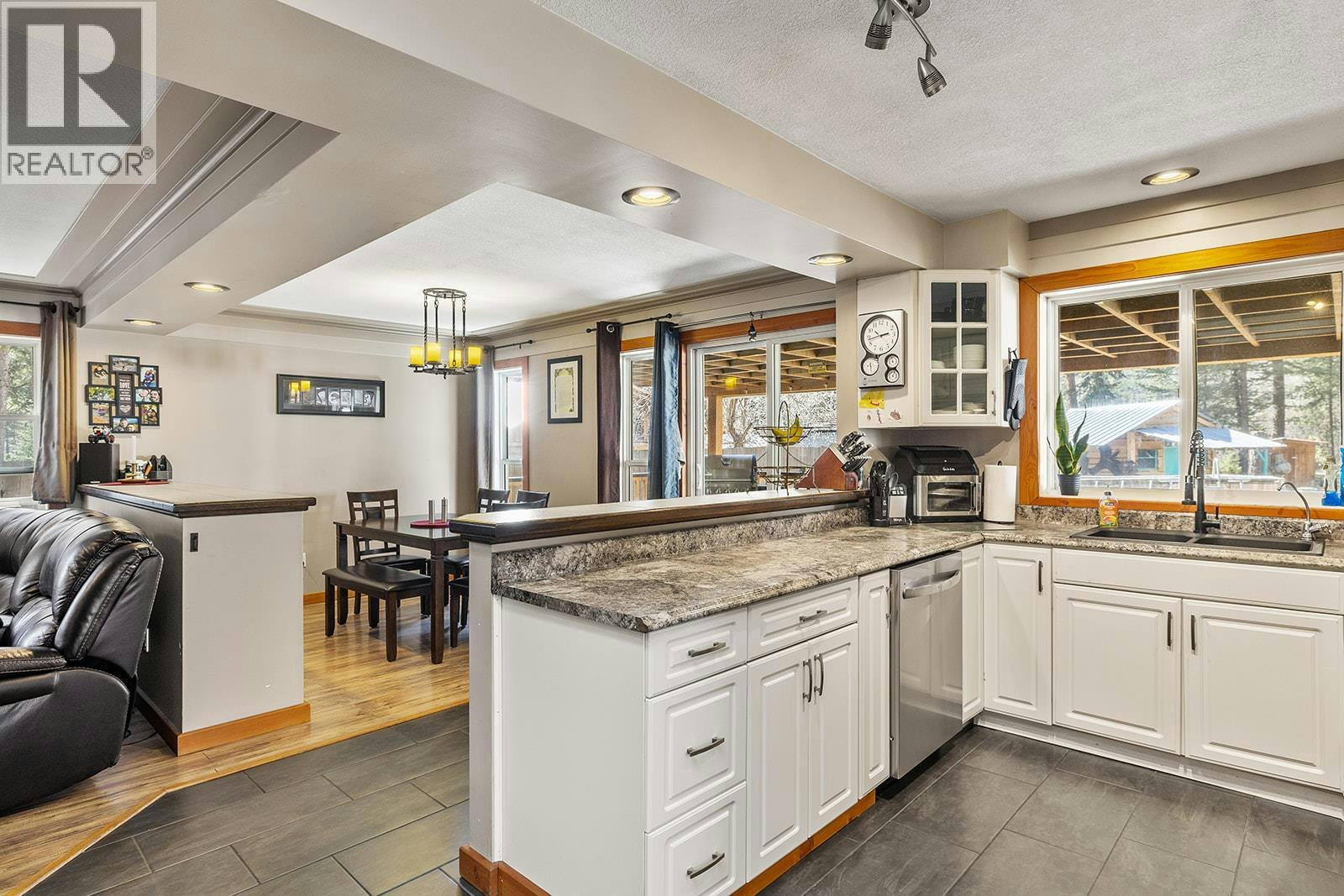 5835 3rd Street, Beaverdell, BC, V0H 1A0 - 34
