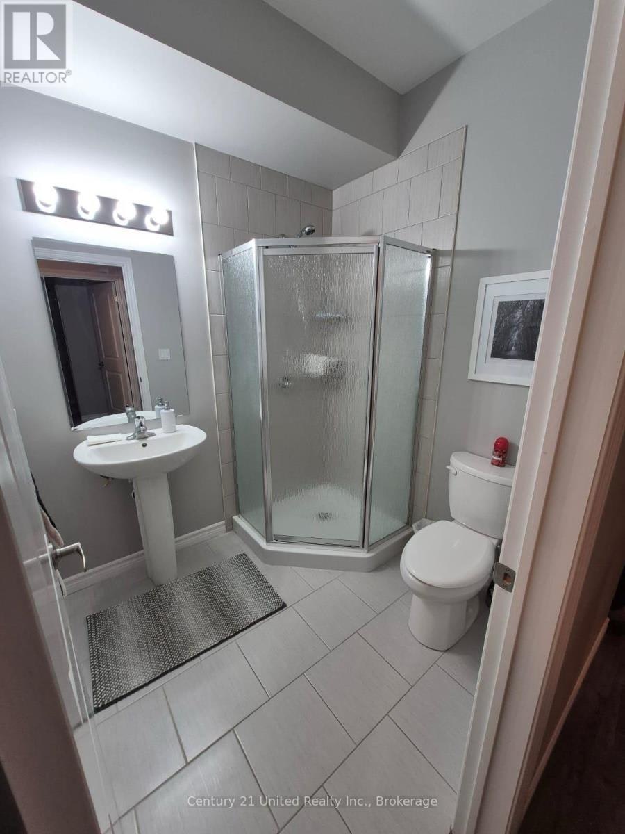 105-29 Lakewood Crescent, Kawartha Lakes, ON, K0M 1A0 - 4
