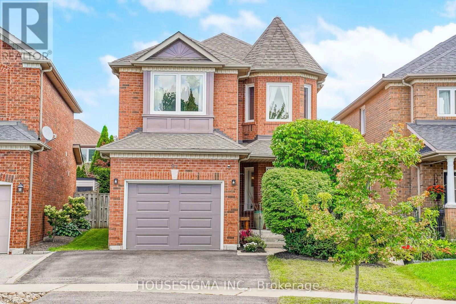 97 Bach Avenue, Whitby, ON, L1R 2P8