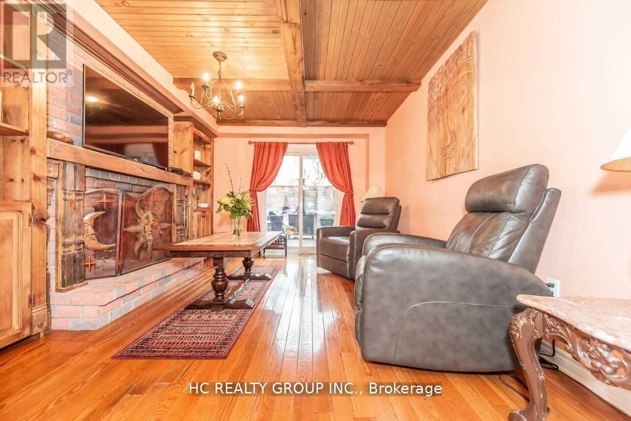 42 Greenbelt Crescent, Richmond Hill, ON, L4C 5R8 - 14