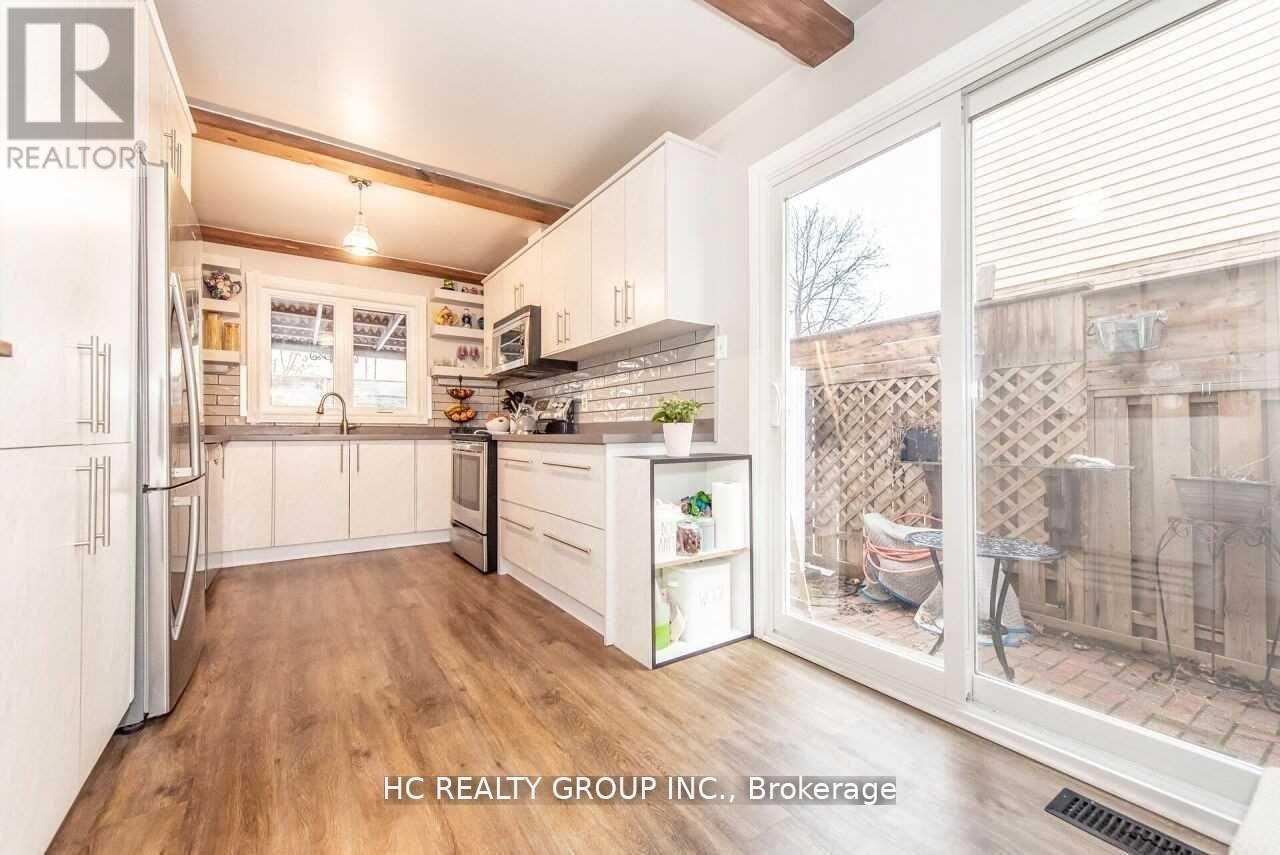 42 Greenbelt Crescent, Richmond Hill, ON, L4C 5R8 - 9
