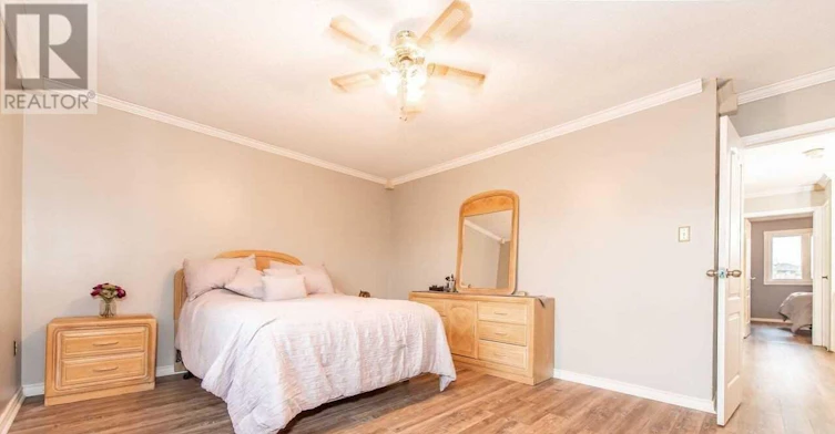 42 Greenbelt Crescent, Richmond Hill, ON, L4C 5R8 - 21