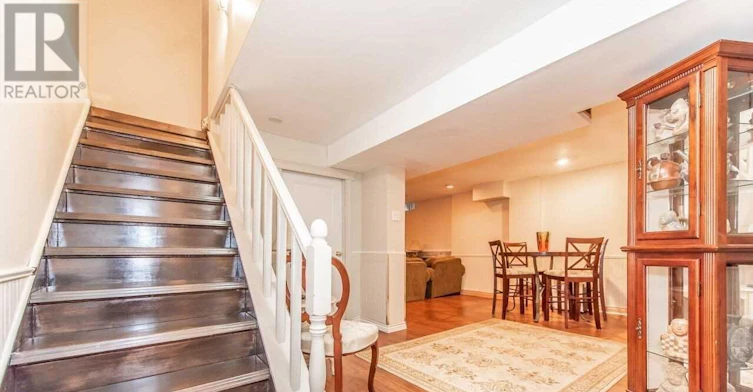 42 Greenbelt Crescent, Richmond Hill, ON, L4C 5R8 - 28